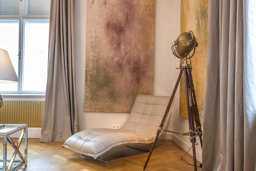 Luxus Palais-Wohnung Am Karlsplatz Vienna Apartment